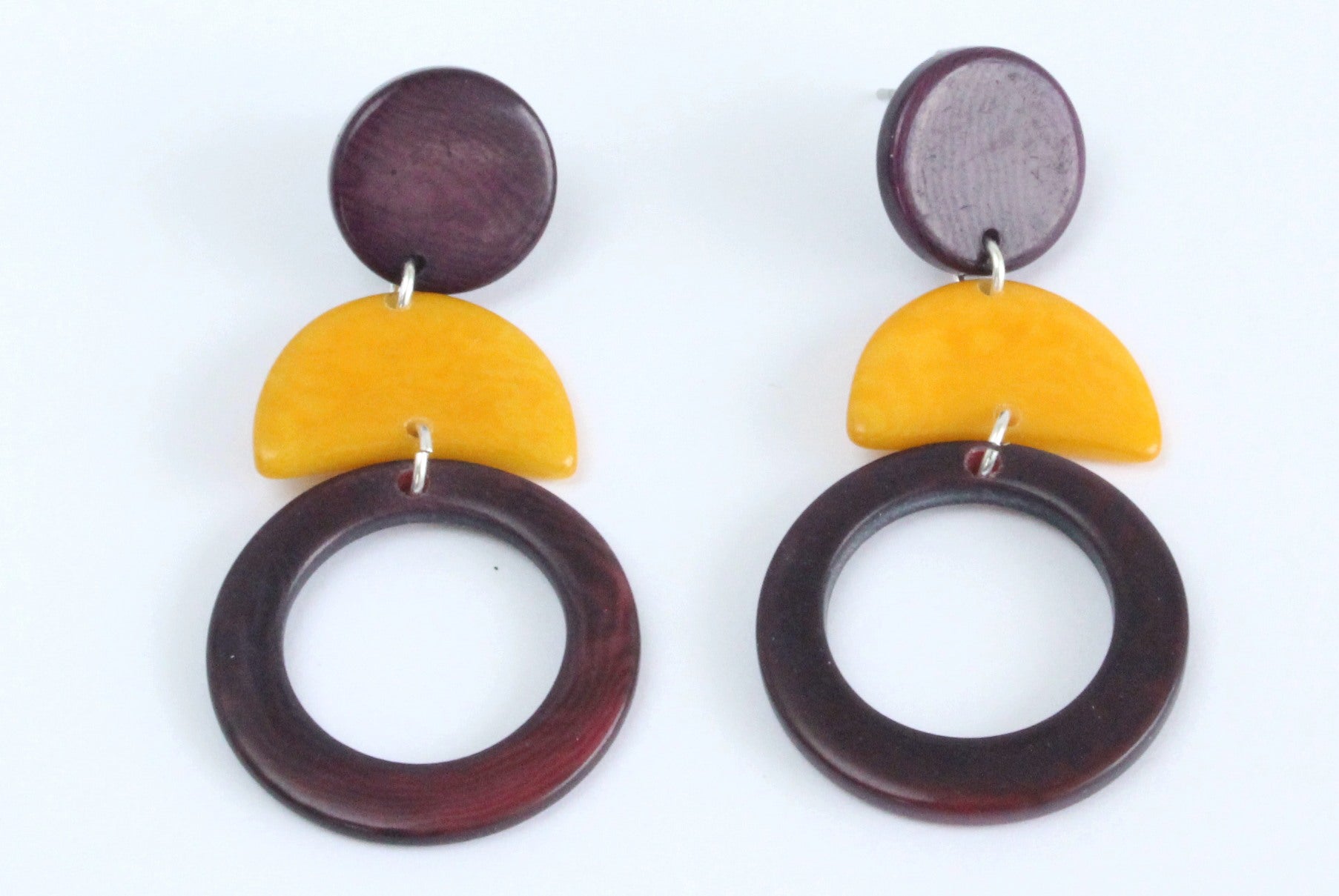 Handmade earring, push back, tagua, colourful, purple, front